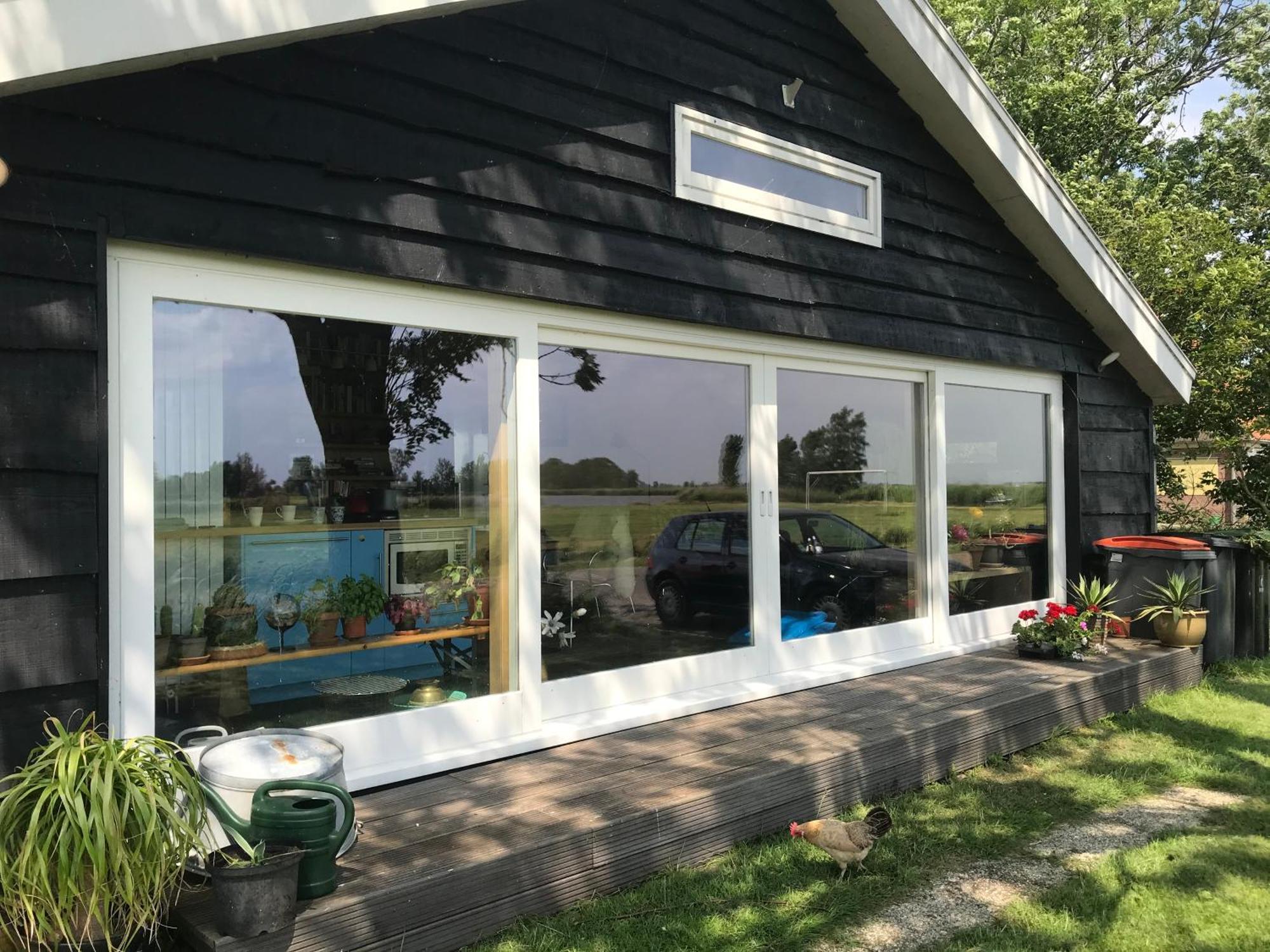 Over Lake Monnickendam Exterior foto